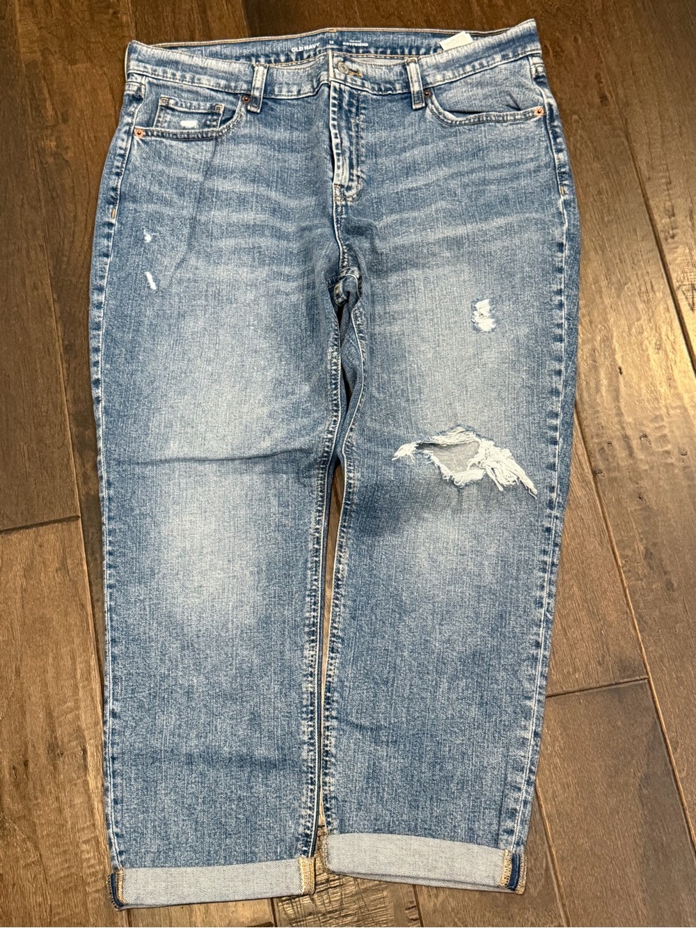 Old Navy Light Blue Relaxed Distressed Jeans